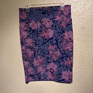 Medium LuLaRoe Cassie Skirt